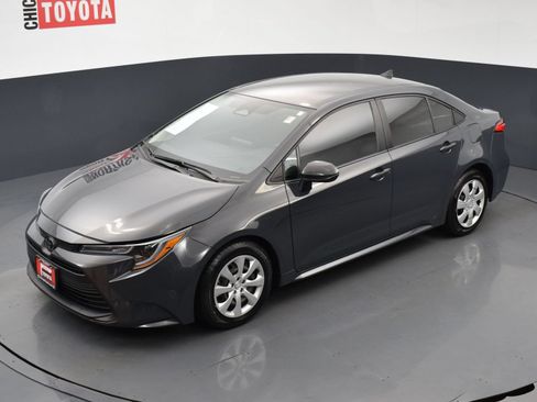 Used 2025 Toyota Corolla LE FWD image 23