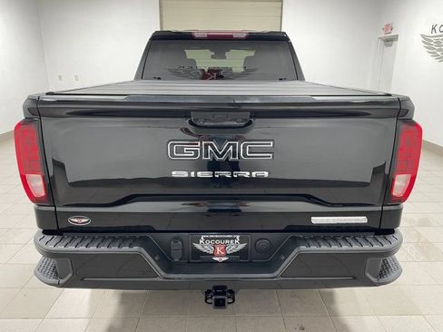 Used 2023 GMC Sierra 1500 Elevation w/ LPO, Elevation Black Package AWD/4WD image 5