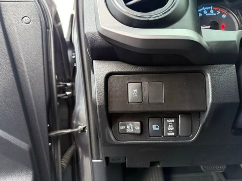 Certified 2021 Toyota Tacoma TRD Off-Road w/ Technology Package image 15