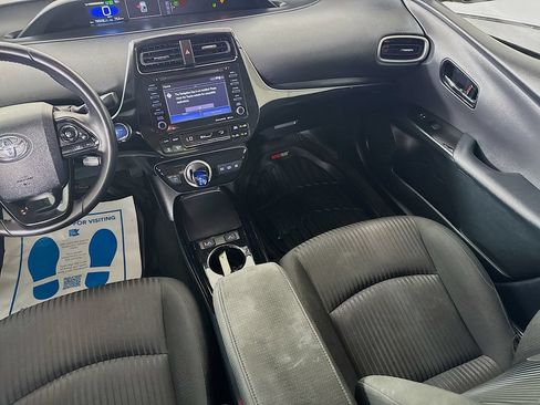 Used 2021 Toyota Prius Prime LE FWD image 28
