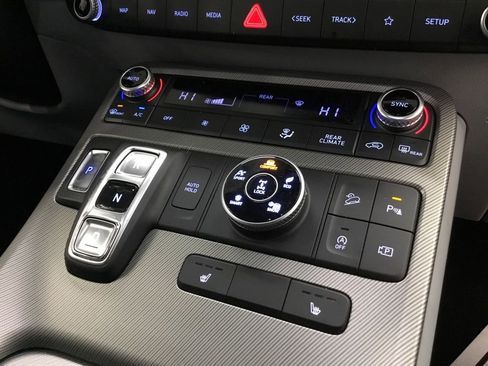 Used 2024 Hyundai Palisade SEL image 29