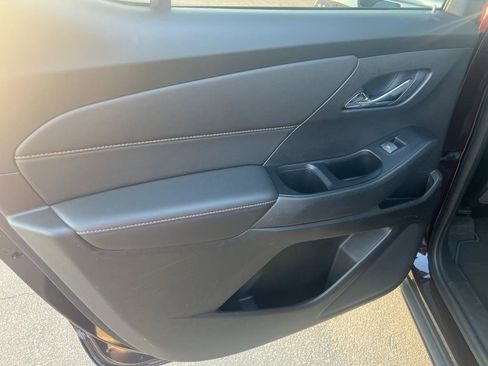 Used 2019 Chevrolet Traverse LT image 16