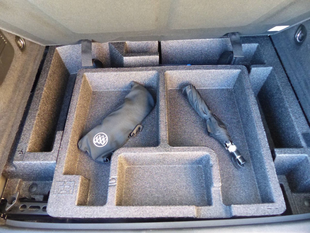 Used 2020 Buick Envision Essence AWD/4WD image 42