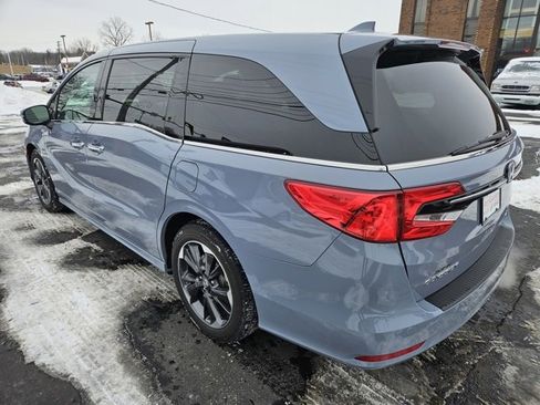 Used 2024 Honda Odyssey Elite image 5