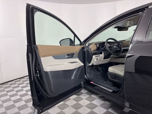 New 2026 Nissan Murano Platinum w/ Cargo Package AWD/4WD image 17