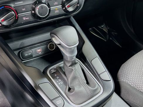 Certified 2021 Kia Soul LX image 16