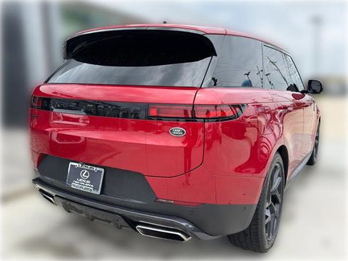 Used 2023 Land Rover Range Rover Sport SE AWD/4WD image 9
