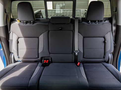 Used 2025 Chevrolet Silverado 2500 LT w/ Trail Boss Package image 34