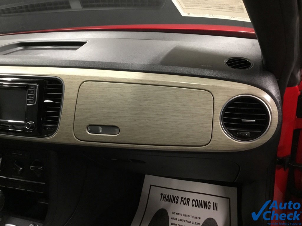 Used 2018 Volkswagen Beetle 2.0T Coast FWD image 38