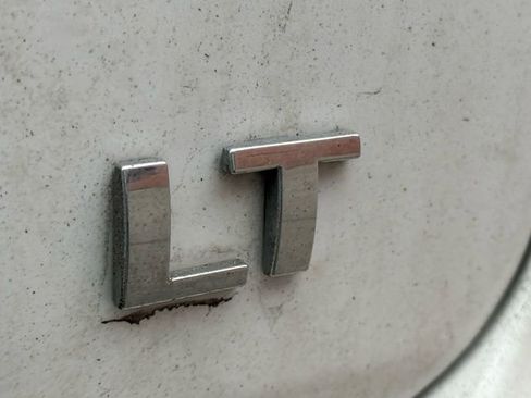 Used 2024 Chevrolet Equinox LT image 11