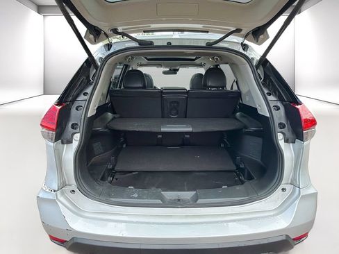 Used 2017 Nissan Rogue SL w/ SL Premium Package AWD/4WD image 31