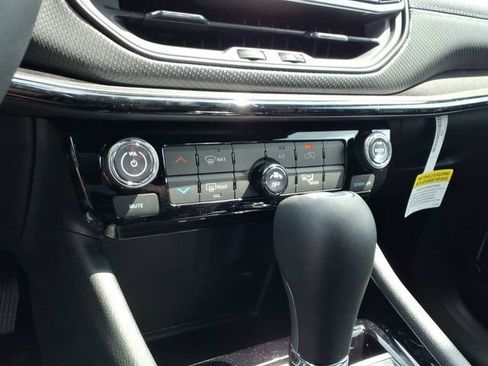 New 2026 Jeep Compass Latitude AWD/4WD image 9