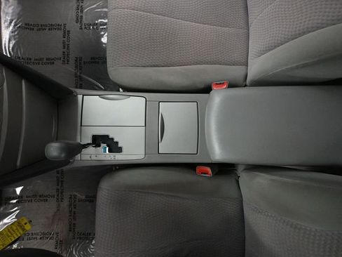 Used 2011 Toyota Camry LE image 28