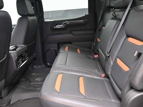 Used 2023 GMC Sierra 1500 AT4 w/ AT4 Premium Package AWD/4WD image 20