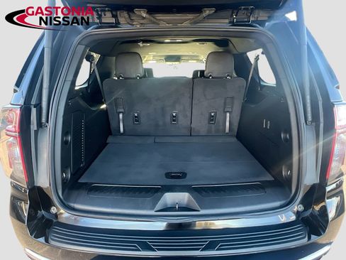 Used 2024 Chevrolet Suburban LT AWD/4WD image 36