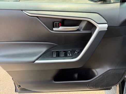Certified 2025 Toyota RAV4 XLE AWD/4WD image 26