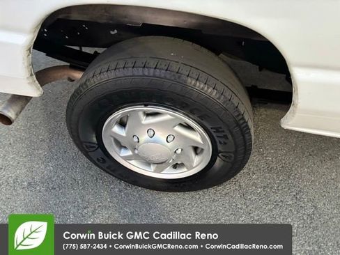 Used 2014 Ford E-250 and Econoline 250 image 23