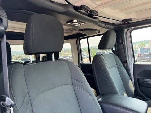 Used 2020 Jeep Wrangler Unlimited Sport S AWD/4WD image 27