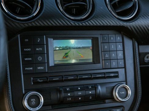 Used 2015 Ford Mustang Coupe image 15