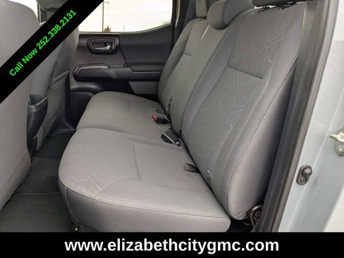 Used 2019 Toyota Tacoma SR image 15