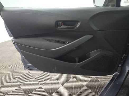 Used 2022 Toyota Corolla LE FWD image 9