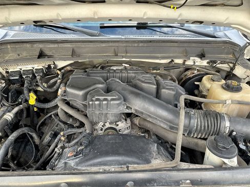 Used 2015 Ford F250 XL image 23