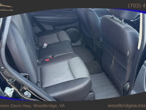 Used 2017 Nissan Rogue SV w/ SV Premium Package FWD image 15
