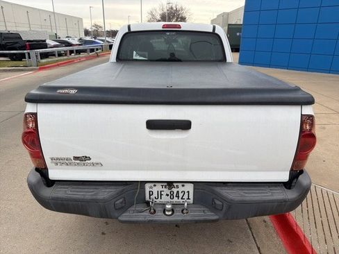 Used 2015 Toyota Tacoma 2WD Access Cab image 8