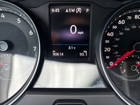 Used 2019 Volkswagen Atlas SE FWD image 2