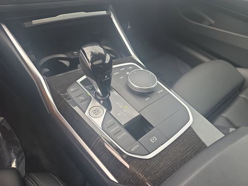 Used 2022 BMW 430i Coupe w/ Premium Package 2 image 24