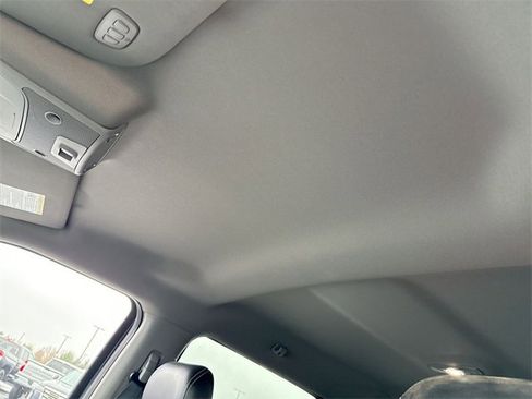 Used 2019 Ford F150 Lariat w/ Equipment Group 501A Mid image 21