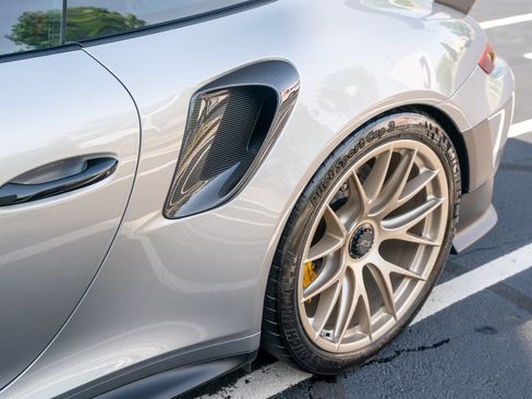 Used 2018 Porsche 911 GT2 RS RWD image 31