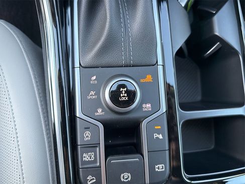 New 2025 Kia Sorento SX image 37