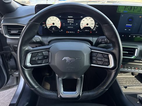 Used 2024 Ford Mustang Premium image 11