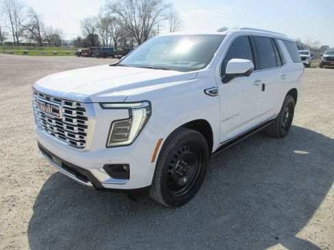 New 2026 GMC Yukon Denali image 9
