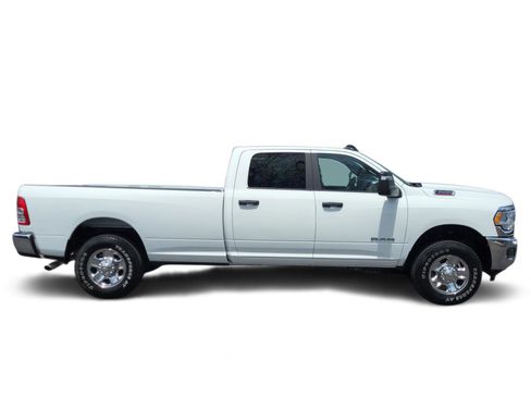 Used 2024 RAM 3500 Big Horn w/ Snow Chief Group AWD/4WD image 2