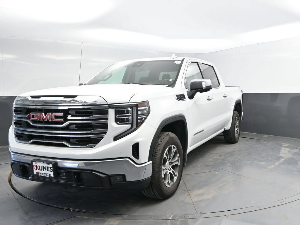 Used 2024 GMC Sierra 1500 SLT AWD/4WD image 5
