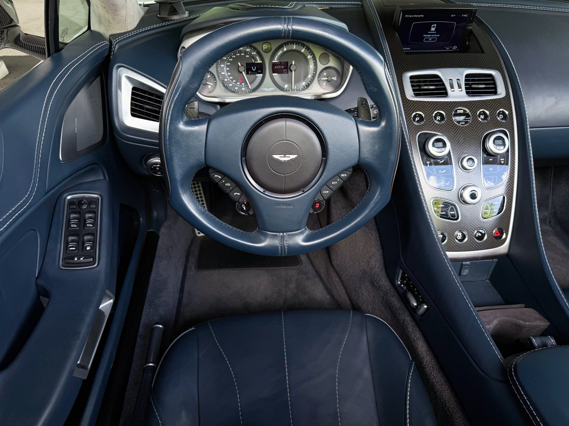 Used 2014 Aston Martin Vanquish Volante RWD image 33