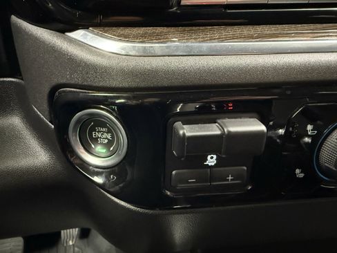 Used 2023 Chevrolet Silverado 1500 LT Trail Boss w/ Convenience Package II image 25