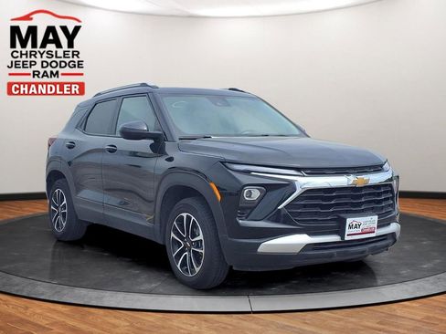 Used 2025 Chevrolet TrailBlazer LT AWD/4WD image 22