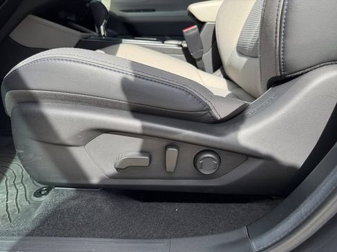 Used 2026 Subaru Forester Premium AWD/4WD image 24