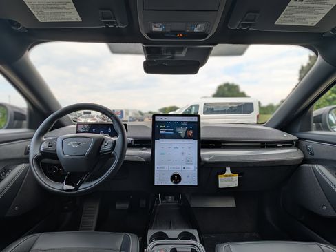 New 2025 Ford Mustang Mach-E GT image 10