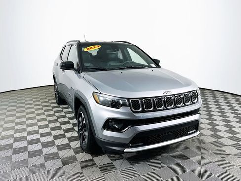Certified 2024 Jeep Compass Limited image 2