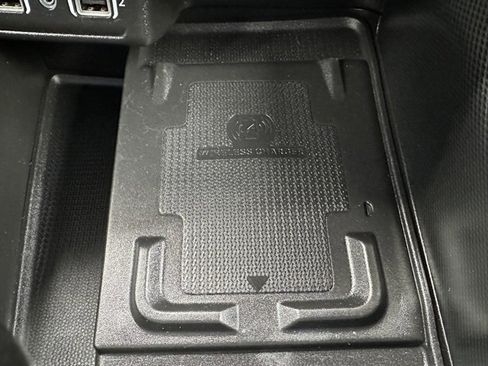 Used 2022 Dodge Durango GT image 38