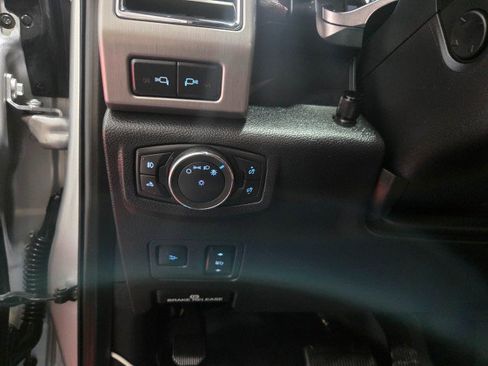 Used 2017 Ford F450 Platinum image 39