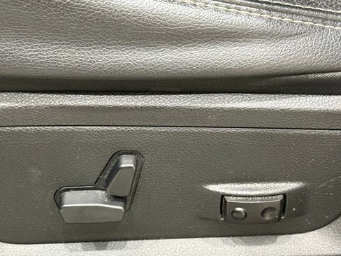 Used 2017 RAM 1500 Sport w/ Sport Premium Group image 22