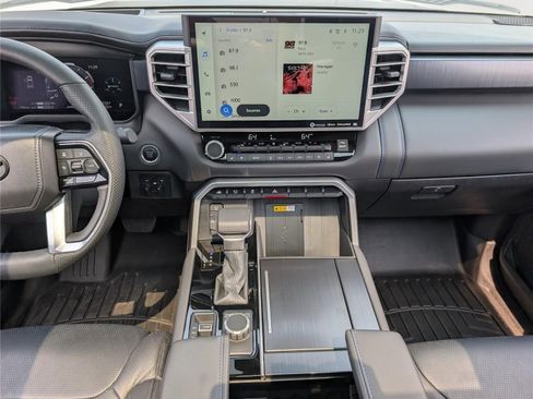 Used 2024 Toyota Tundra Platinum AWD/4WD image 18