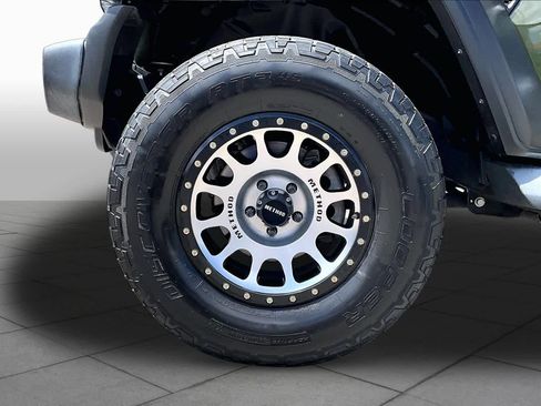 Used 2021 Jeep Wrangler Sport AWD/4WD image 11