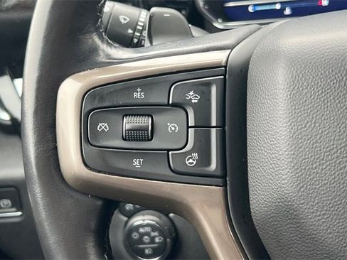 Used 2022 Chevrolet Silverado 1500 High Country w/ High Country Premium Package image 32