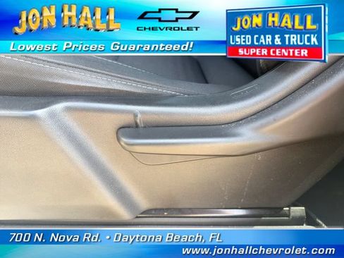 Used 2020 Chevrolet Silverado 1500 LT AWD/4WD image 19